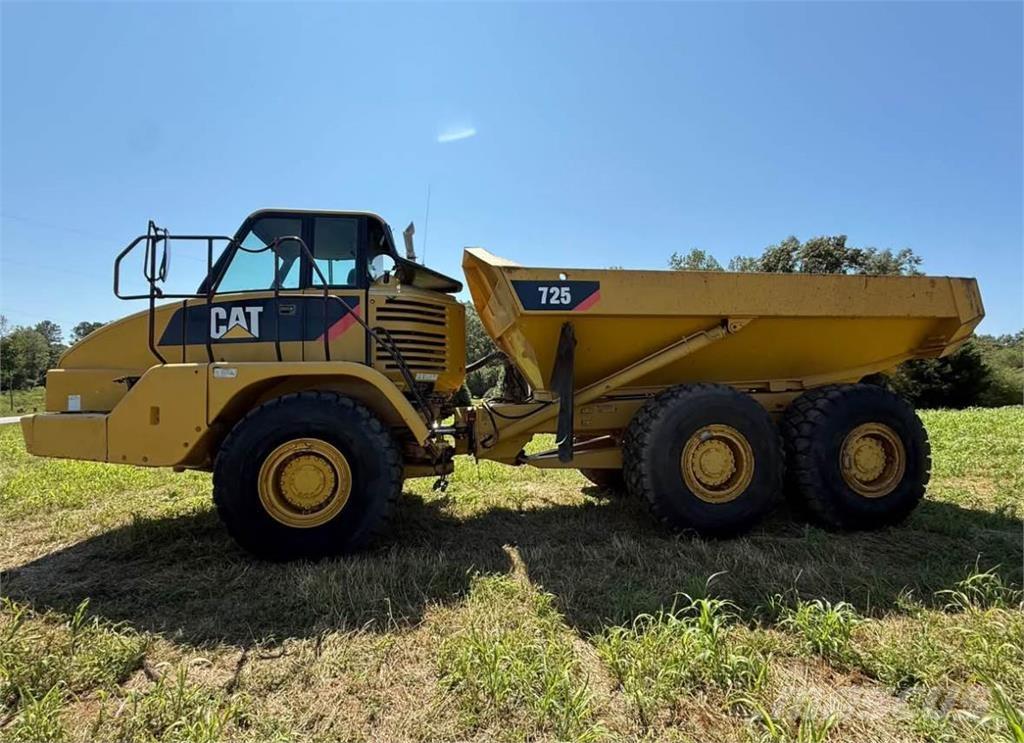 CAT 725 Midjestyrd dumper