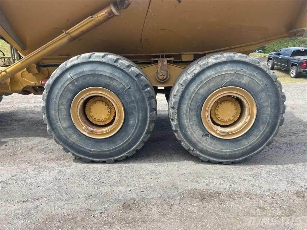 CAT 740 Midjestyrd dumper