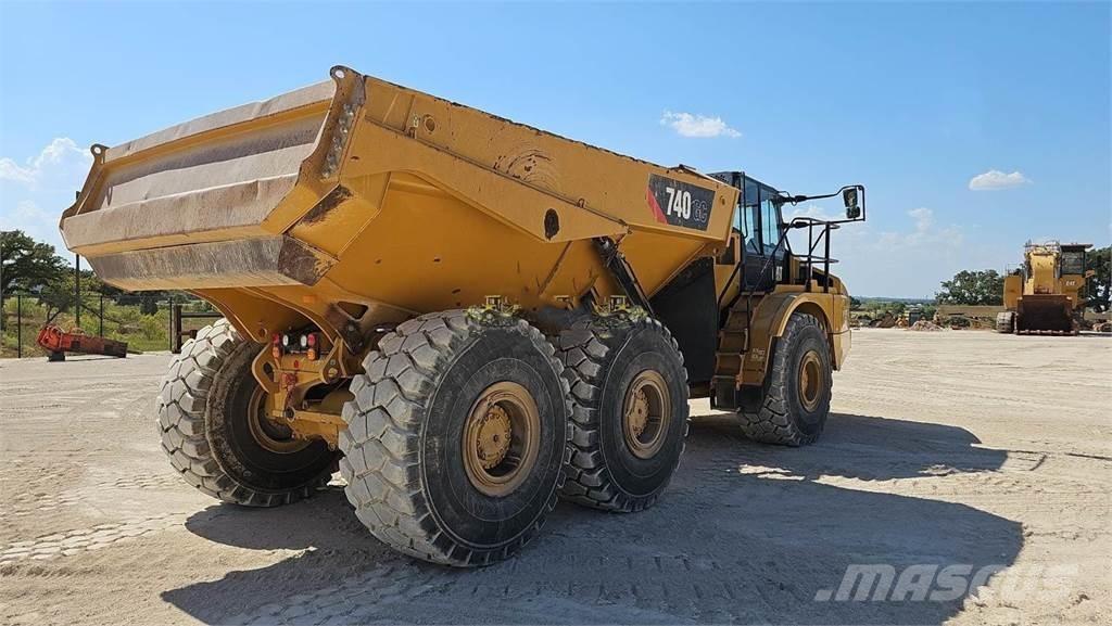 CAT 740GC Midjestyrd dumper