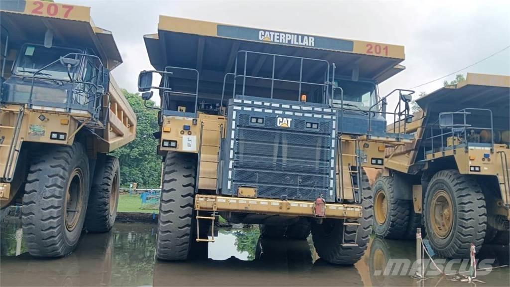 CAT 777E Midjestyrd dumper