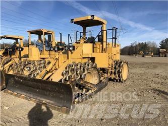 CAT 815B Jordkompaktorer