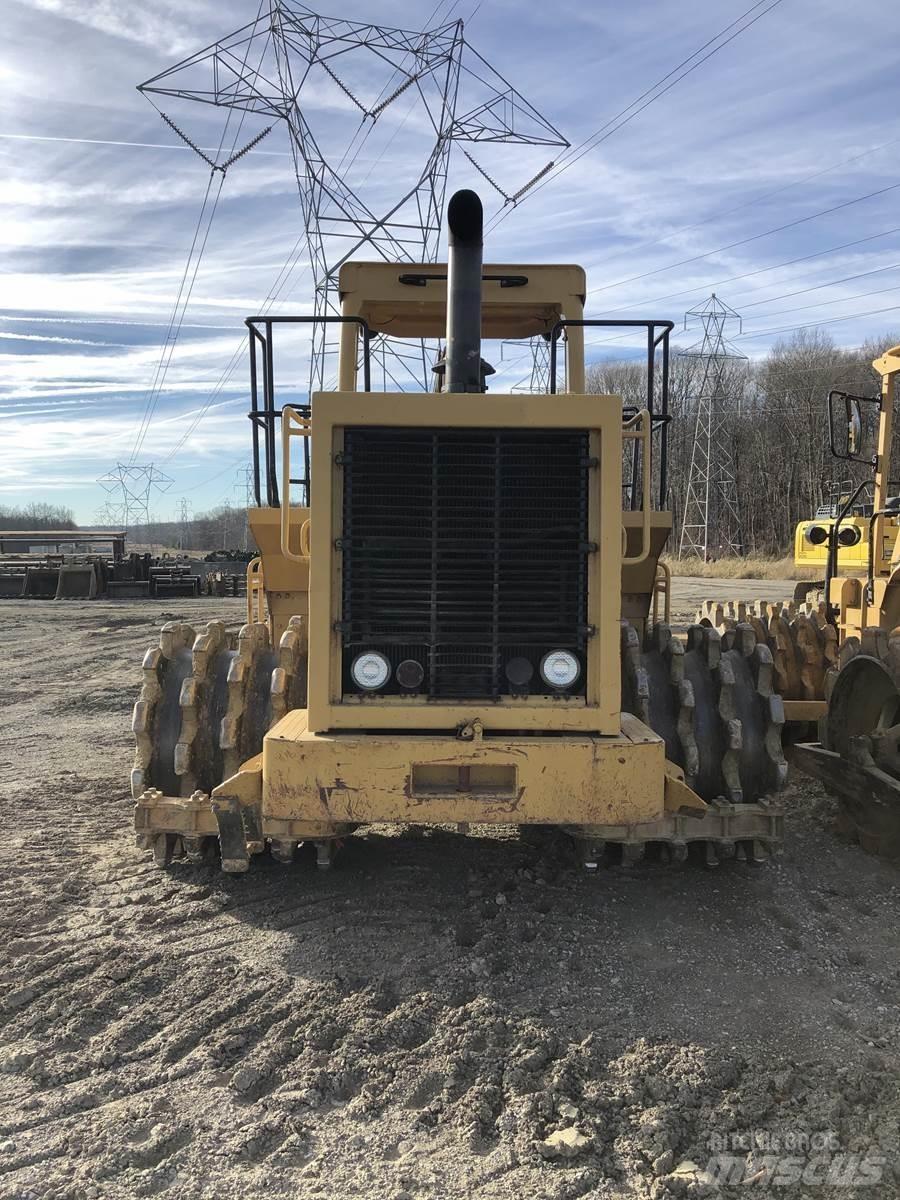 CAT 815B Jordkompaktorer