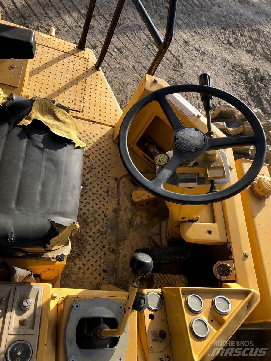 CAT 815B Jordkompaktorer