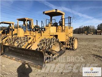 CAT 815B Jordkompaktorer