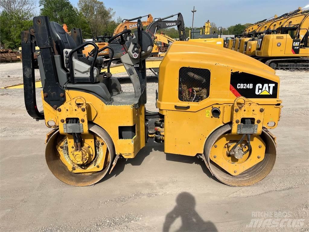 CAT CB24B Envalsvältar