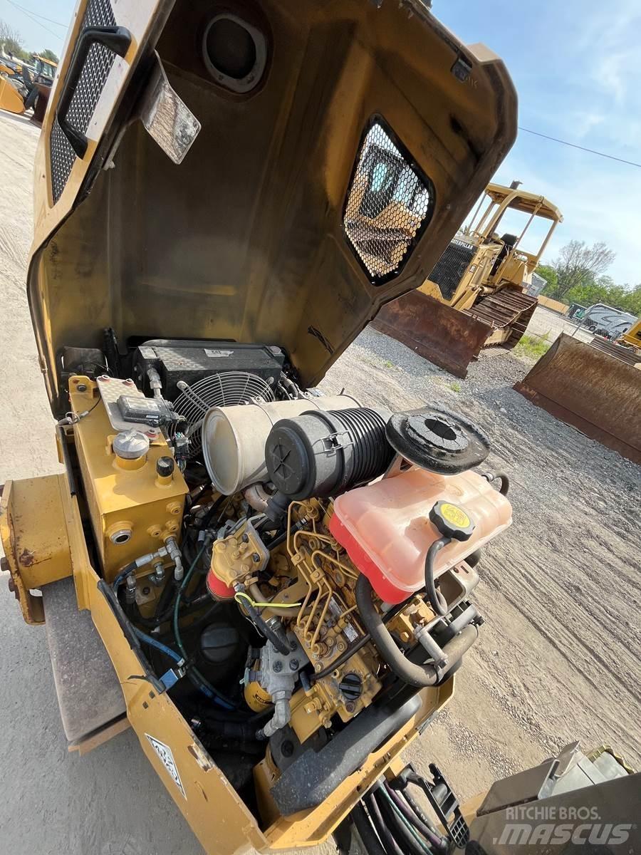 CAT CB24B Envalsvältar