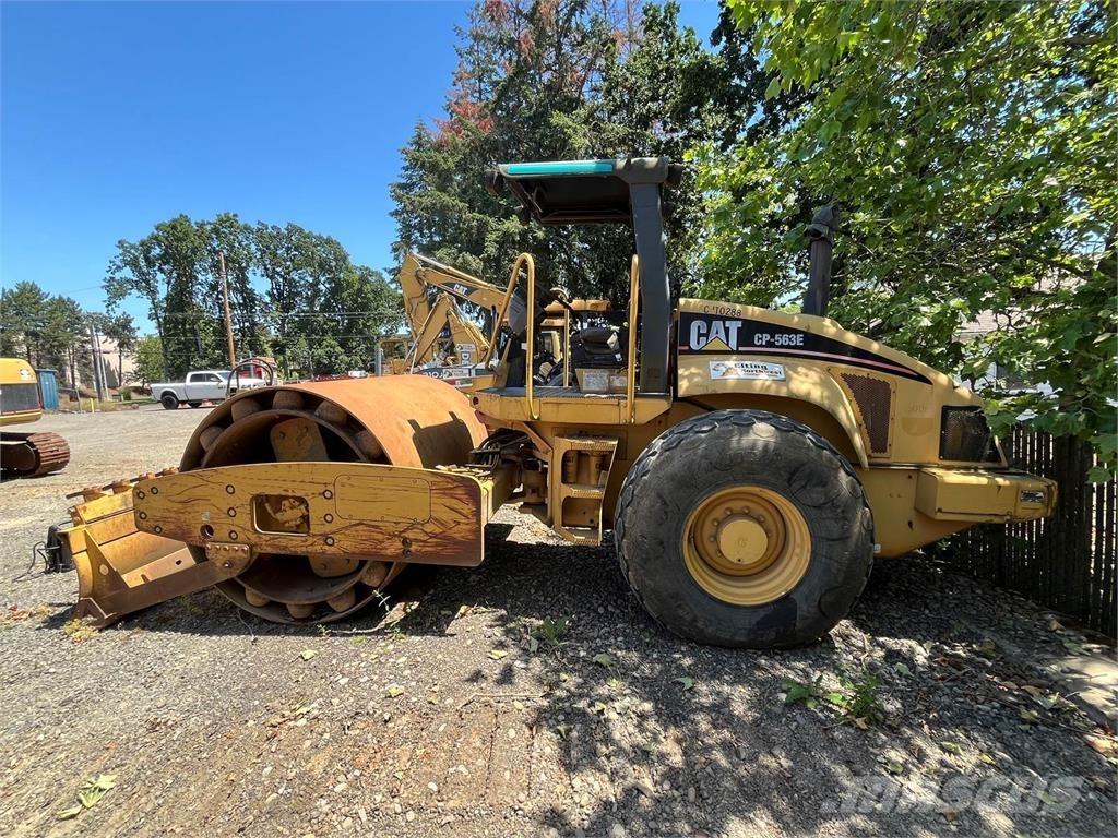 CAT CP563E Envalsvältar