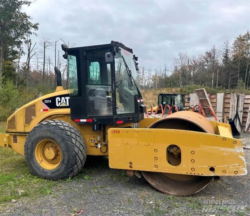 CAT CS74 Envalsvältar