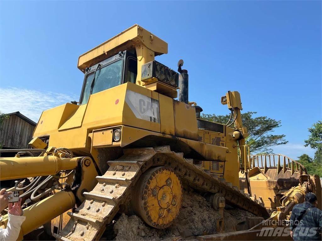 CAT D10T Bandschaktare