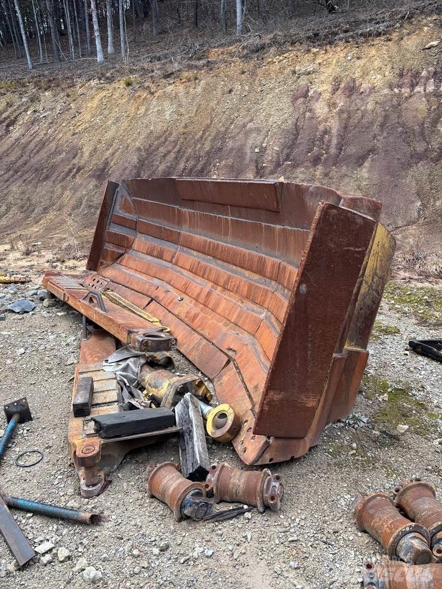 CAT D9R Bandschaktare