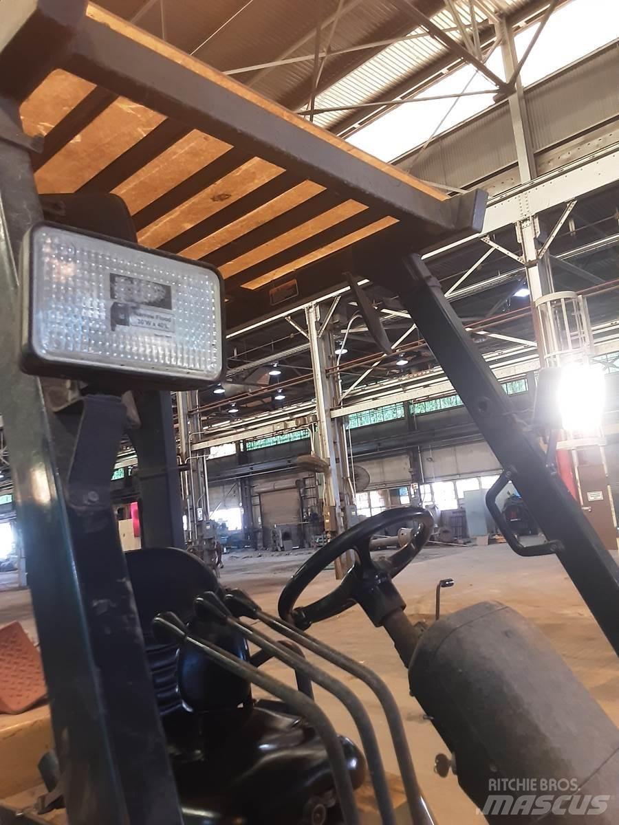 CAT DP45K2 Övriga motviktstruckar