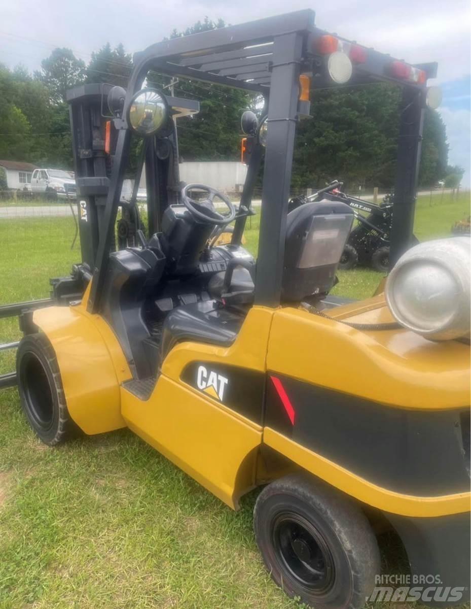 CAT P7000 Övriga motviktstruckar