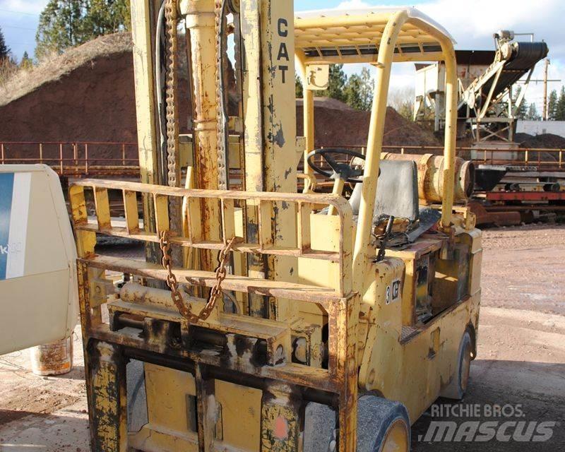 CAT T100C Övriga motviktstruckar