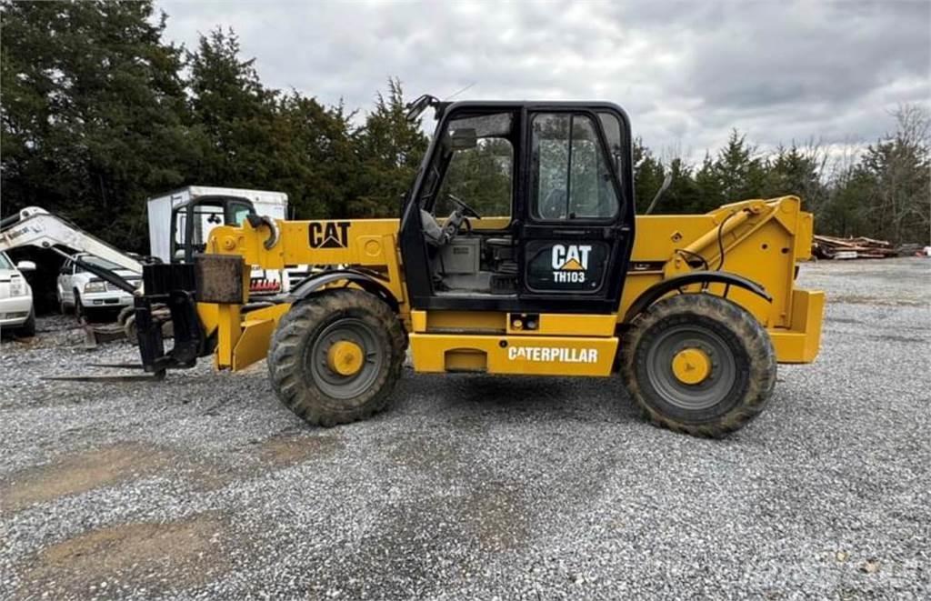 CAT TH103 Teleskoplastare