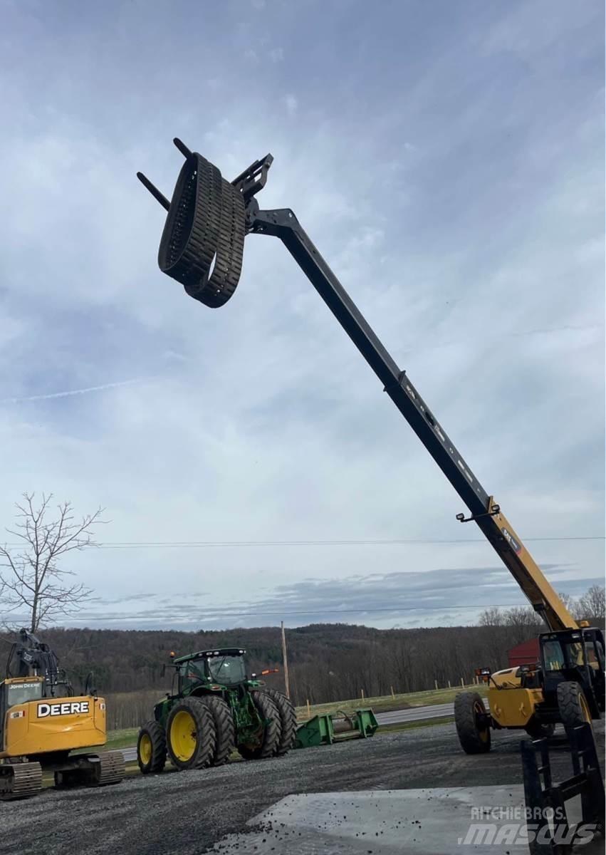 CAT TL943C Teleskoplastare