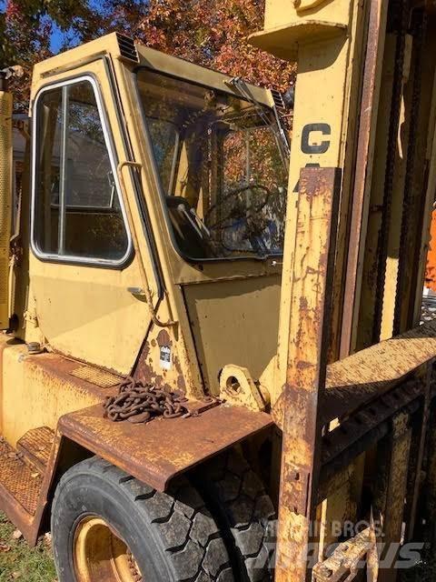 CAT V120 Övriga motviktstruckar