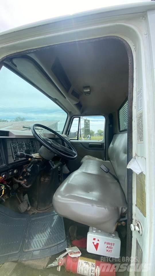 Finn T120 Avlastarbord, fläktar och elevatorer
