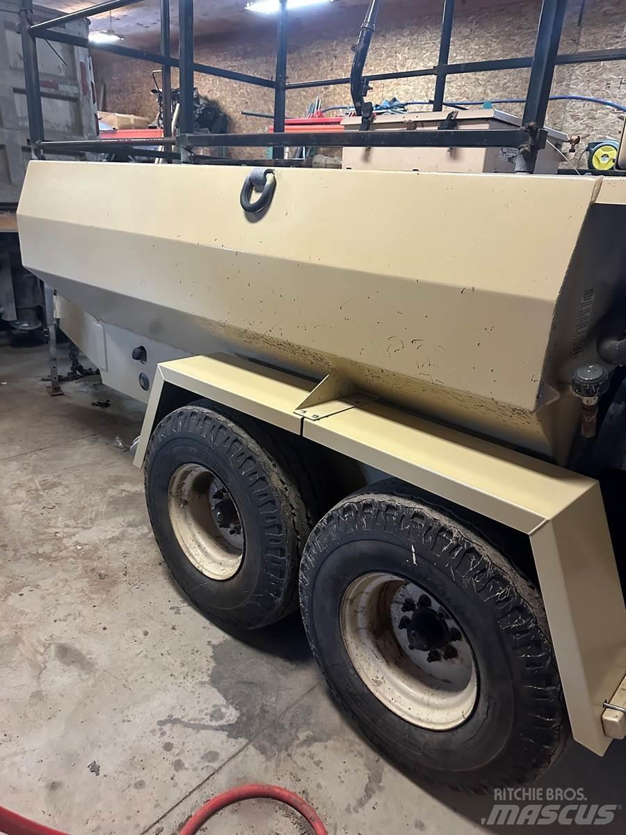Finn T120 Avlastarbord, fläktar och elevatorer