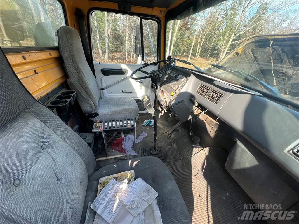 Ford 8000 Plogbilar