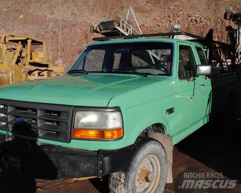 Ford F-250 Flakbilar/Pickuper