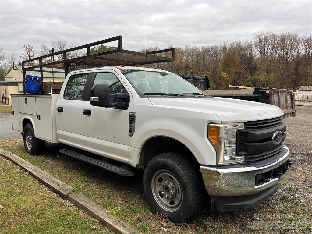 Ford F-350 Plogbilar