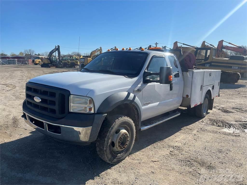 Ford F-450 Plogbilar