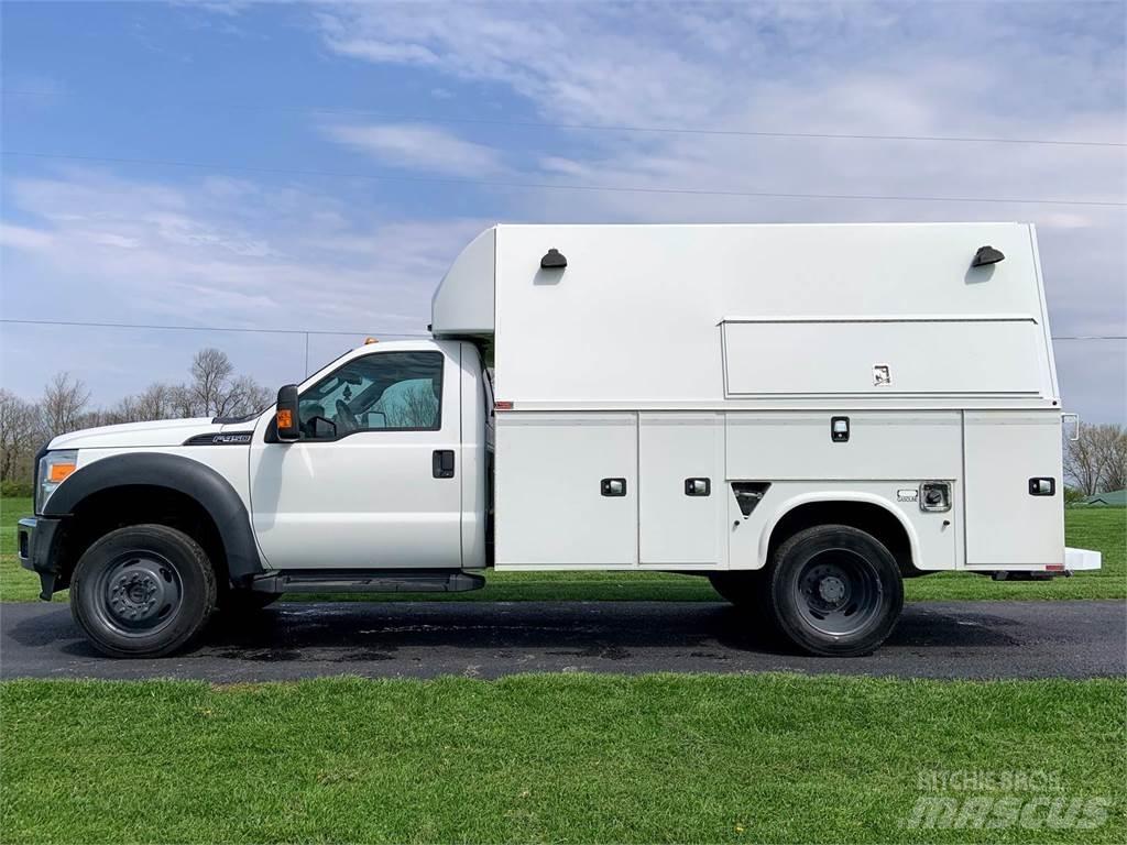Ford F-450 Plogbilar