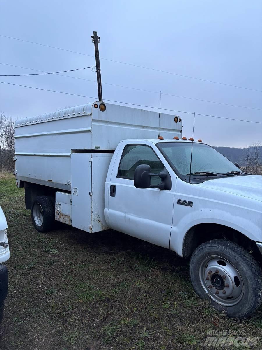 Ford F-550 Plogbilar