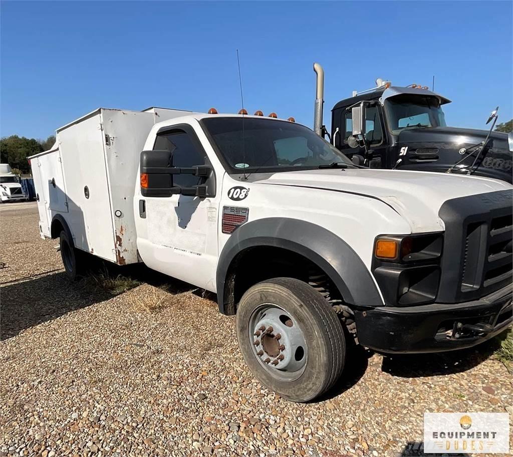 Ford F-550 Plogbilar