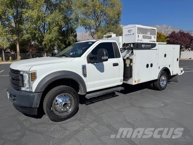 Ford F-550 Plogbilar