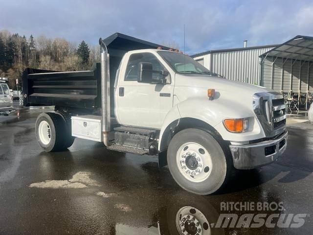 Ford F-650 Chassier