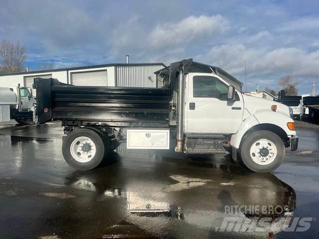 Ford F-650 Chassier