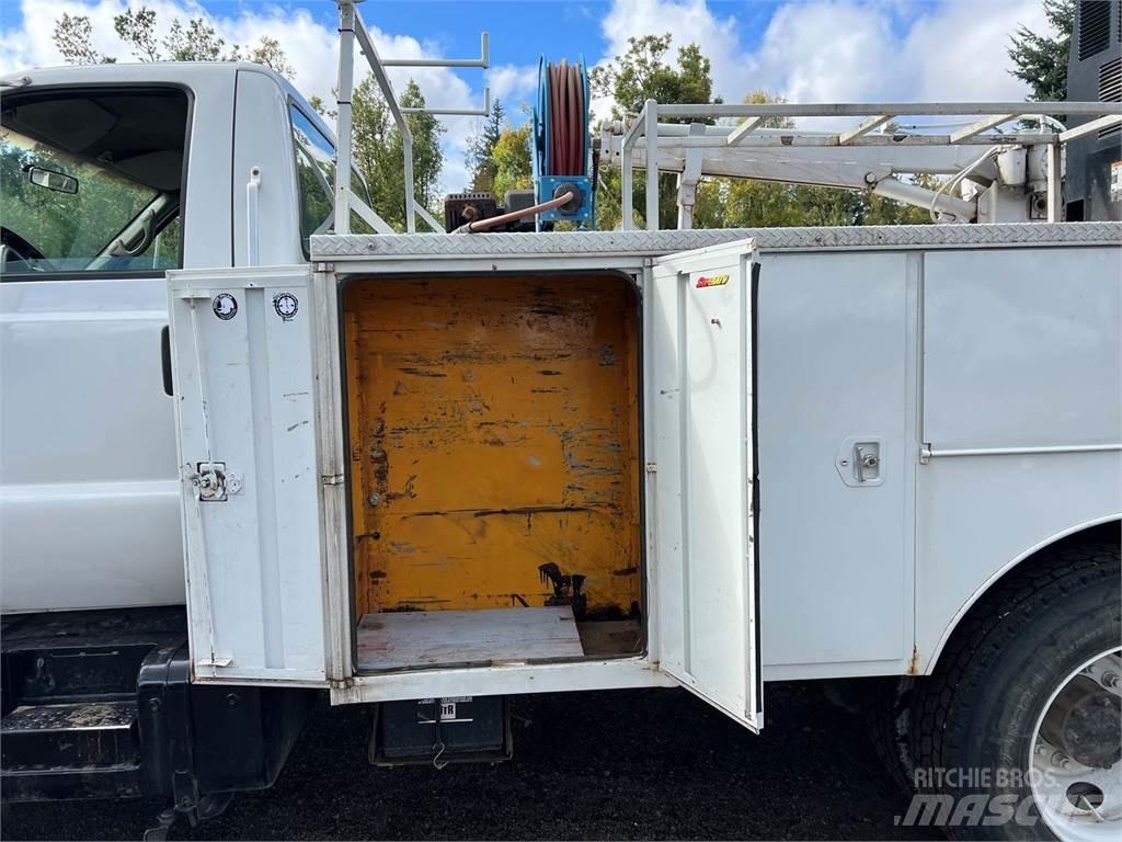 Ford F-650 Plogbilar
