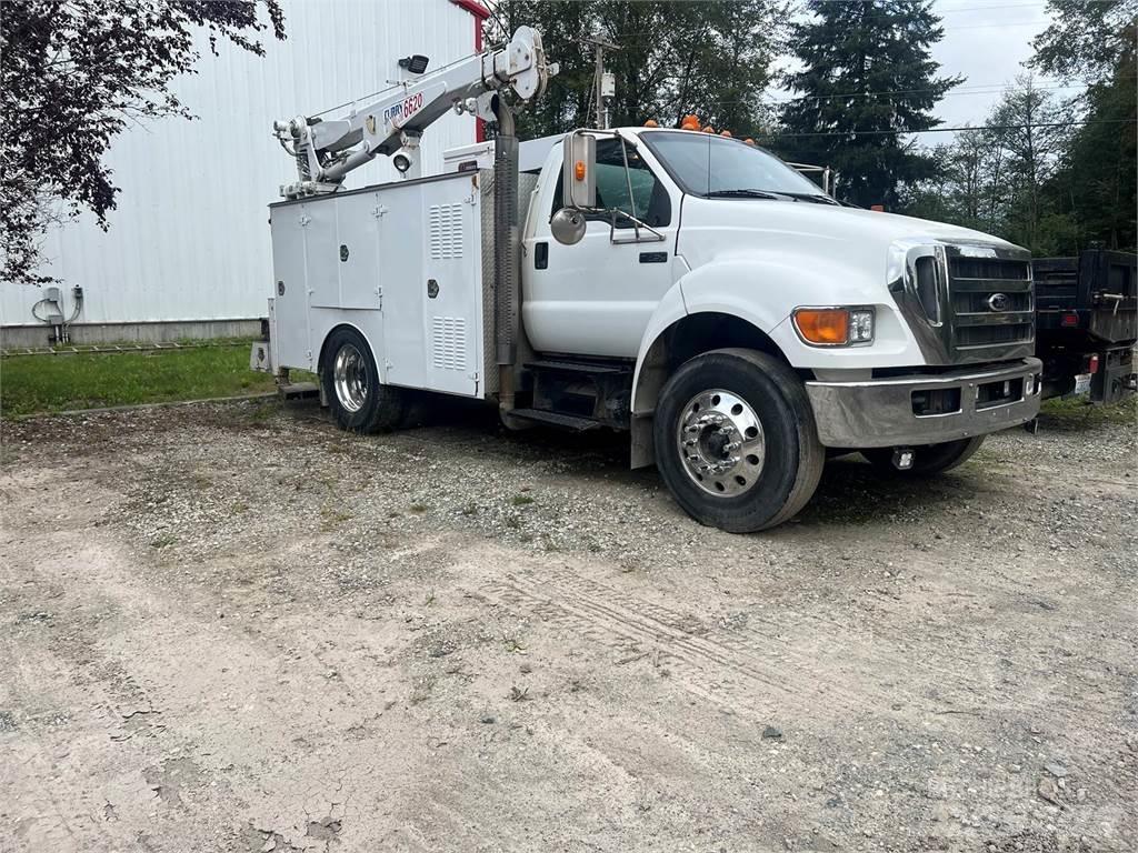 Ford F-750 Plogbilar
