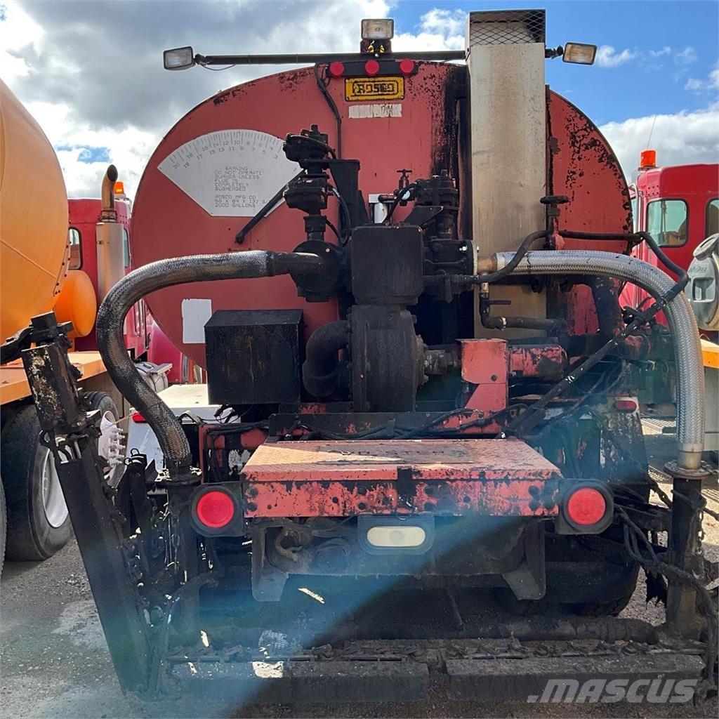 Ford F-800 Tankbilar