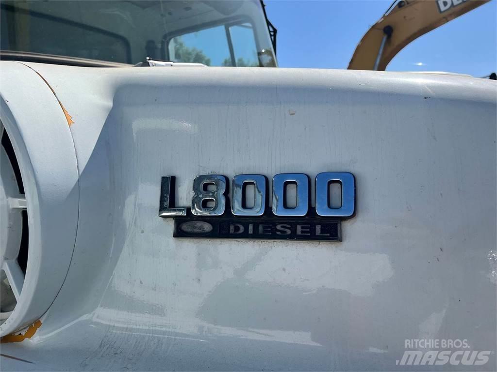 Ford L800 Slamsugningsbil