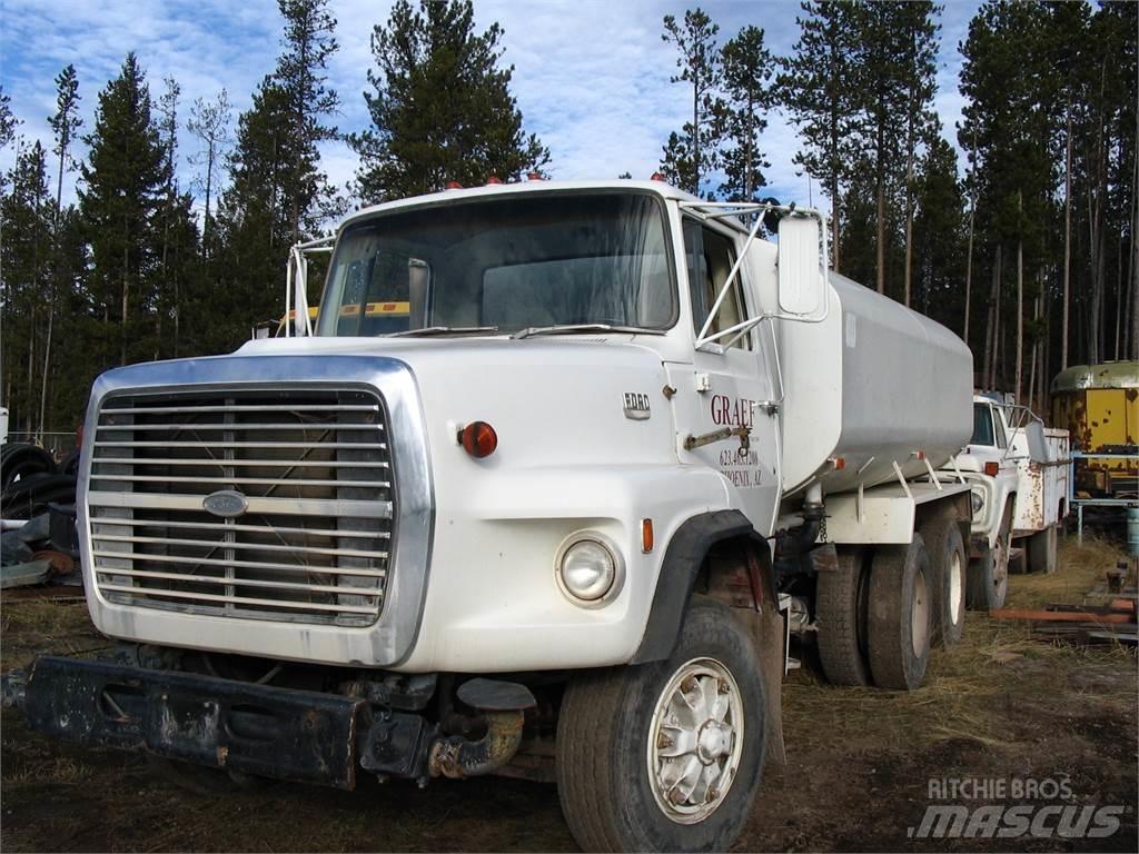 Ford LTS8000 Tankbilar