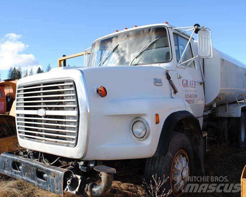 Ford LTS8000 Tankbilar