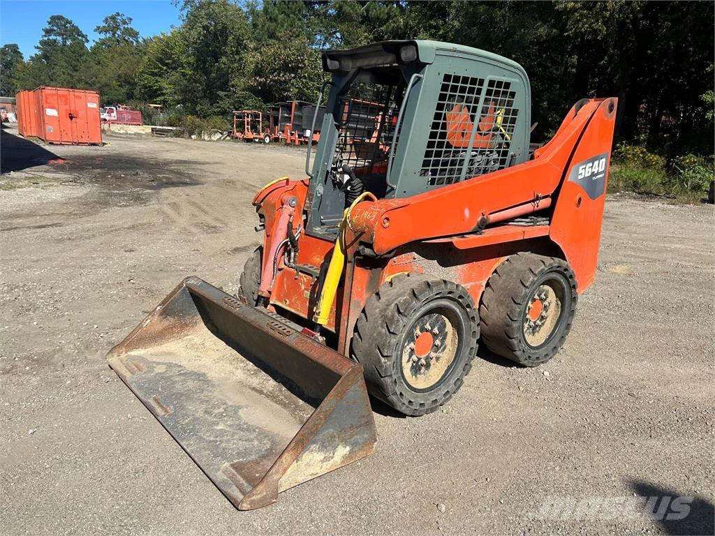 Gehl 5640E Bandlastare