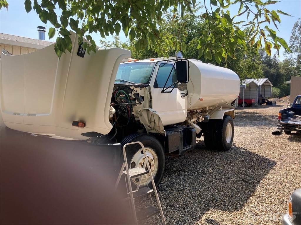 GMC 7500 Tankbilar