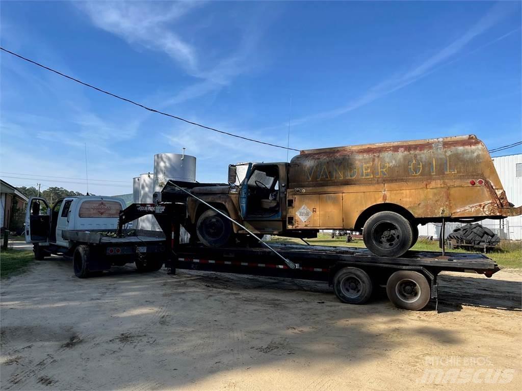 GMC C4500 Flakbilar