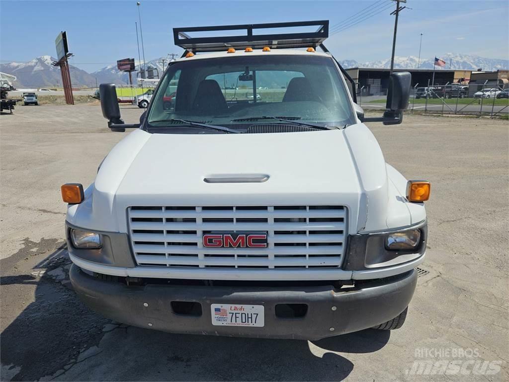 GMC C5500 Flakbilar