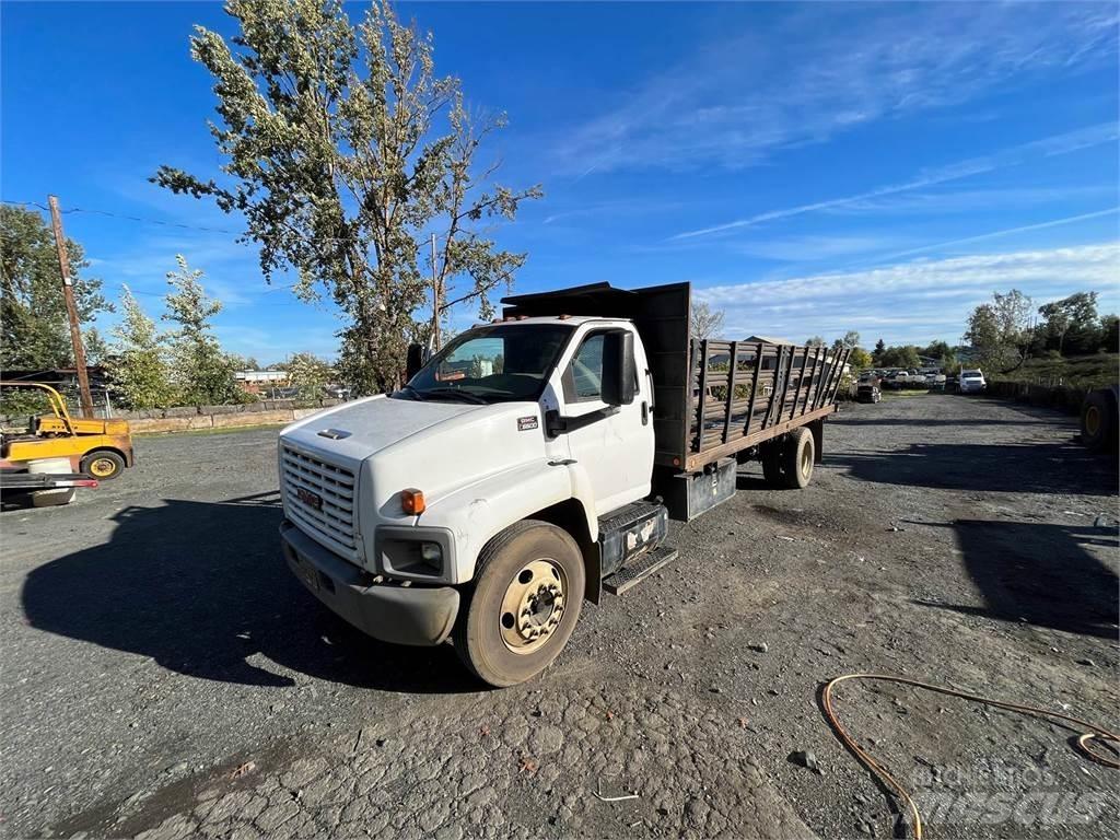 GMC C6500 Flakbilar