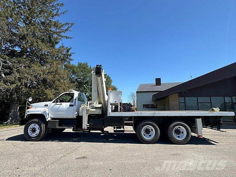 GMC C8500 Skogskranar
