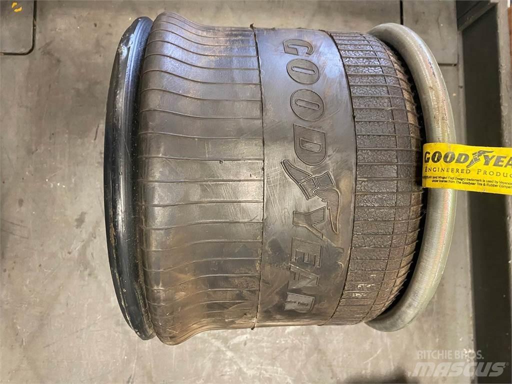 Goodyear  Transport - Övriga