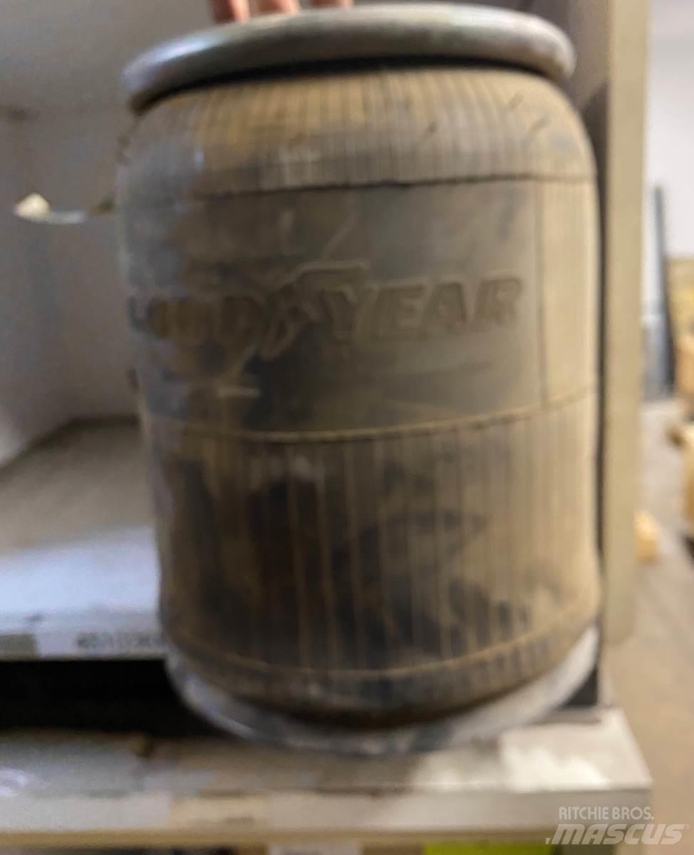 Goodyear  Transport - Övriga