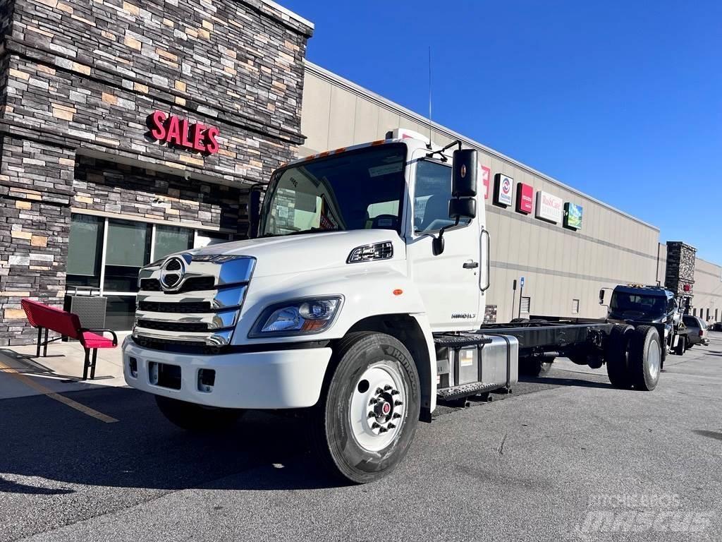 Hino L7 Chassier