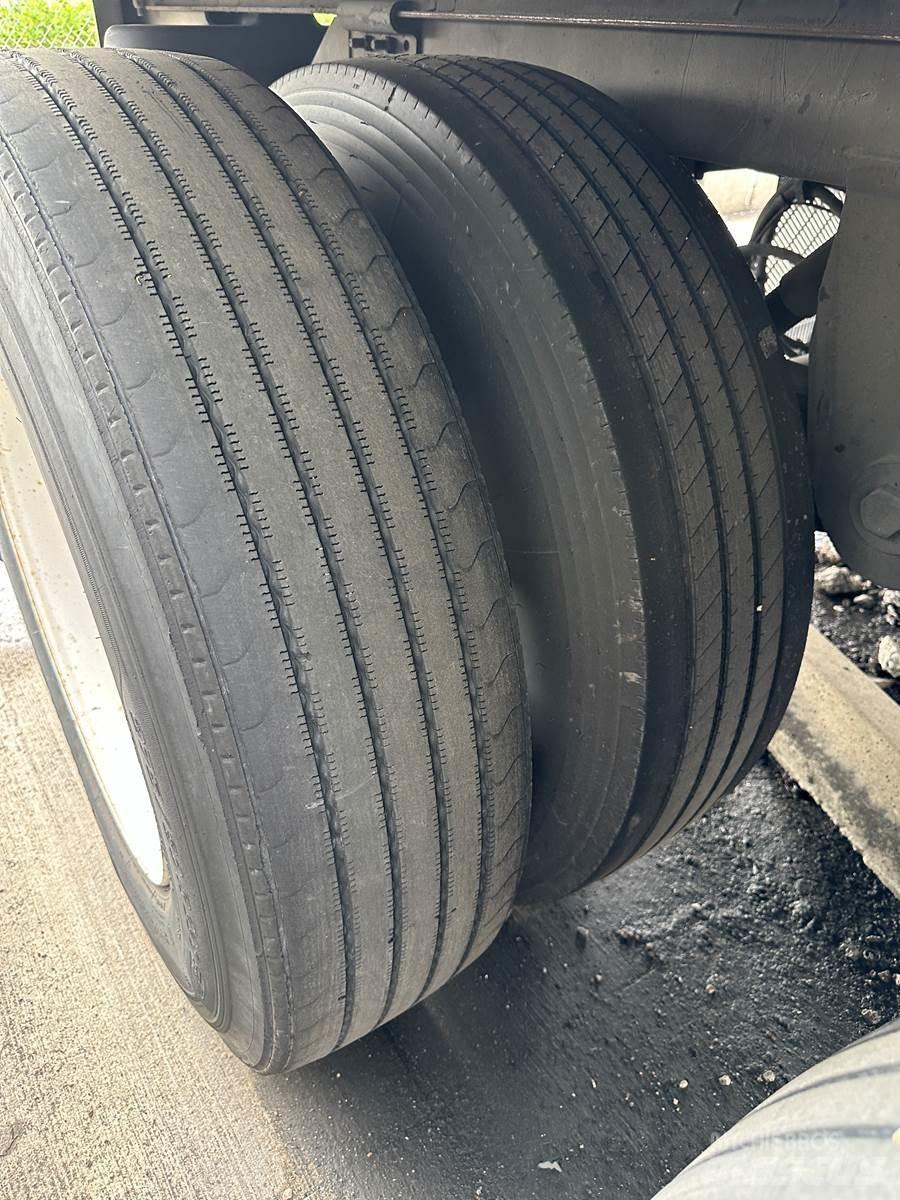 Hyundai  Skåpsläp