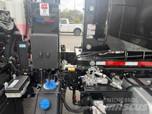 Isuzu FTR Lastväxlare/Krokbilar