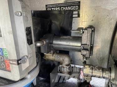 Isuzu NPR Tankbilar